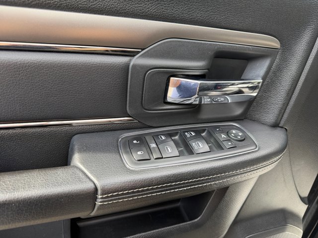 Used 2017 RAM 2500 Big Horn w/ Night Special Edition AWD/4WD image 13