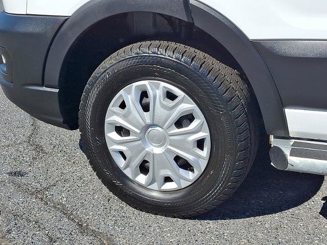 Certified 2025 Ford Transit 250 Low Roof w/ Exterior Upgrade Package RWD image 9