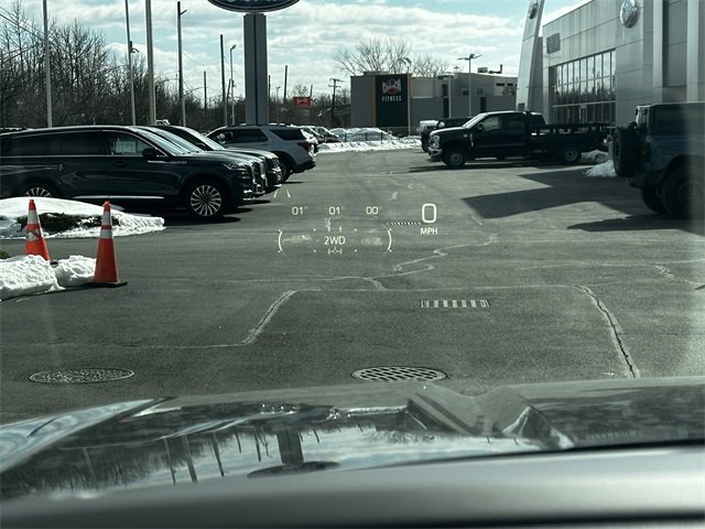 Used 2023 GMC Yukon Denali image 22