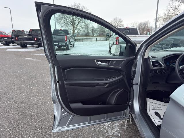 Certified 2024 Ford Edge SEL image 17