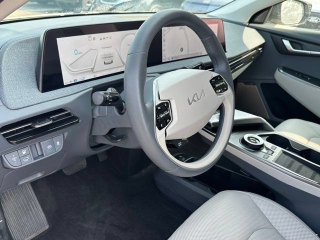 Used 2024 Kia EV6 Wind w/ Wind Technology Package AWD/4WD image 18