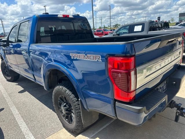 Certified 2022 Ford F350 Platinum w/ Tremor Off-Road Package AWD/4WD image 4