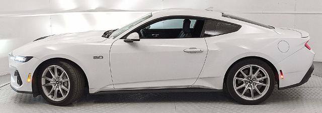 Certified 2024 Ford Mustang GT Premium RWD image 5