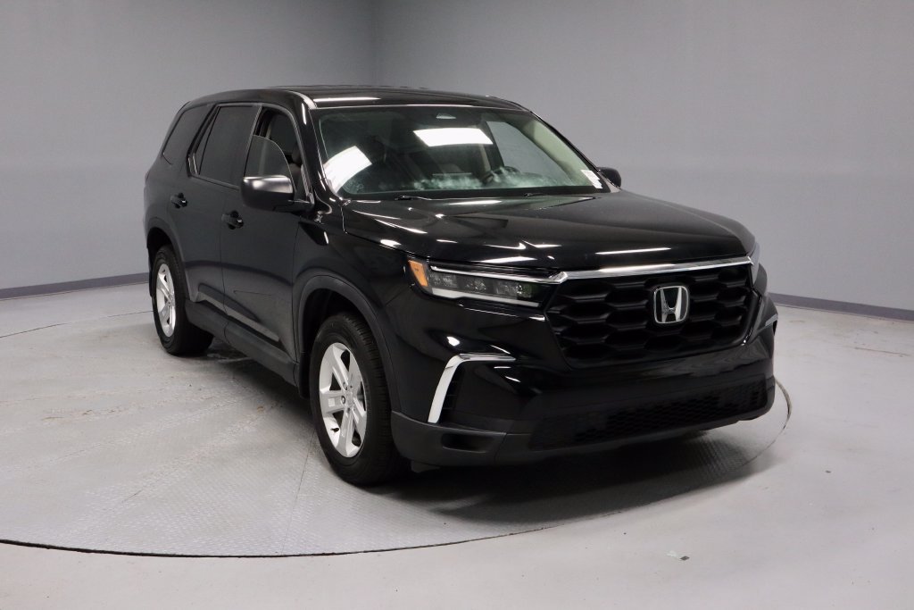 Used 2023 Honda Pilot LX