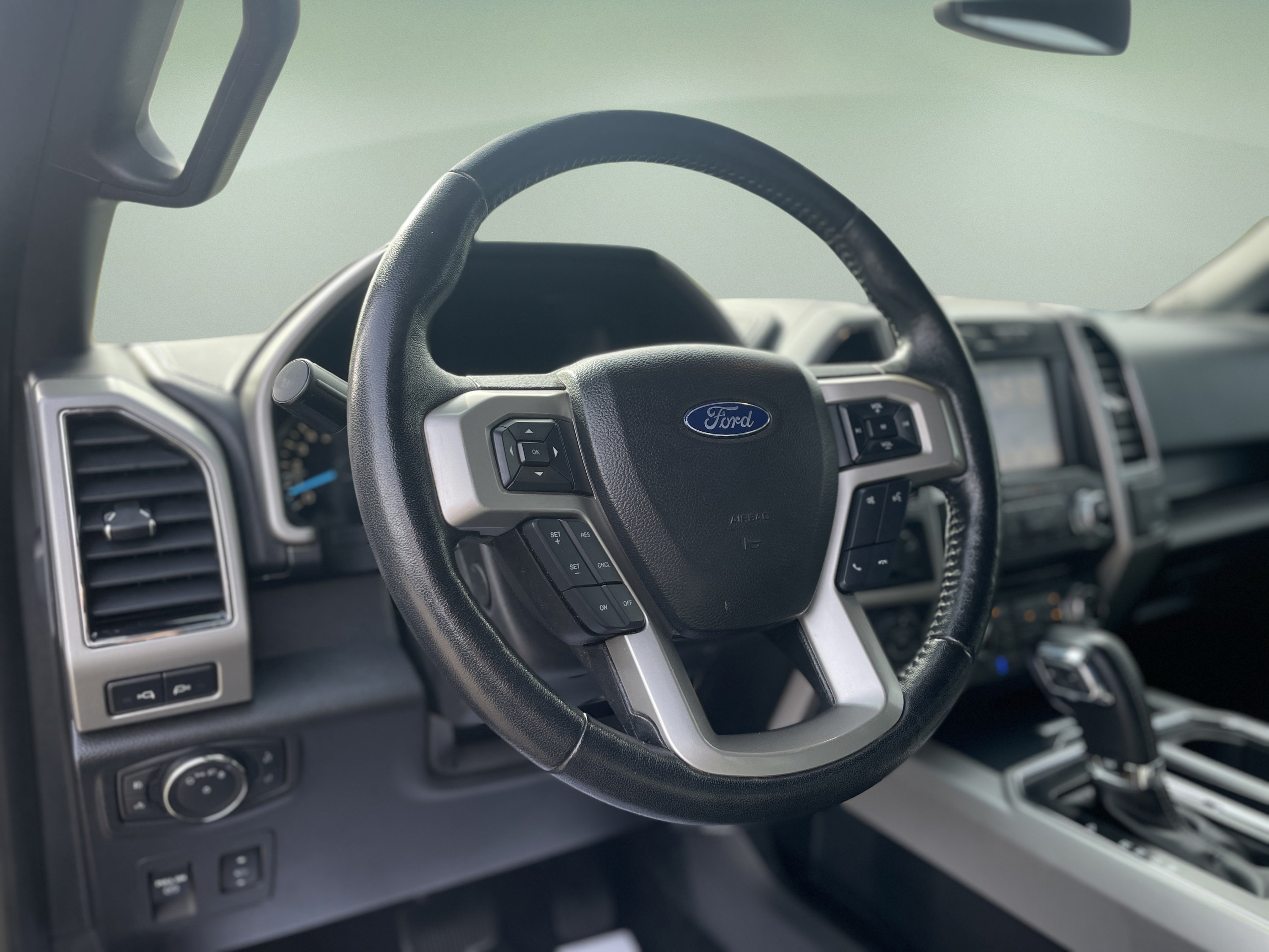 Certified 2018 Ford F150 Lariat w/ Equipment Group 502A Luxury AWD/4WD image 12