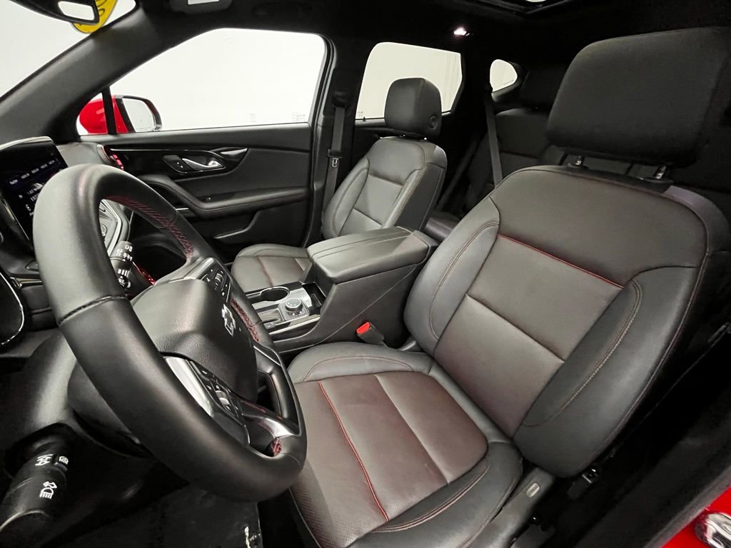 Used 2024 Chevrolet Blazer RS w/ Enhanced Convenience Package image 21