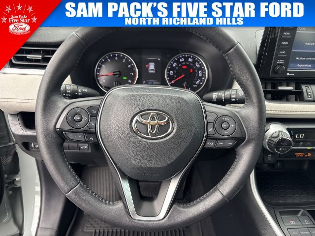 Used 2022 Toyota RAV4 XLE Premium FWD image 23