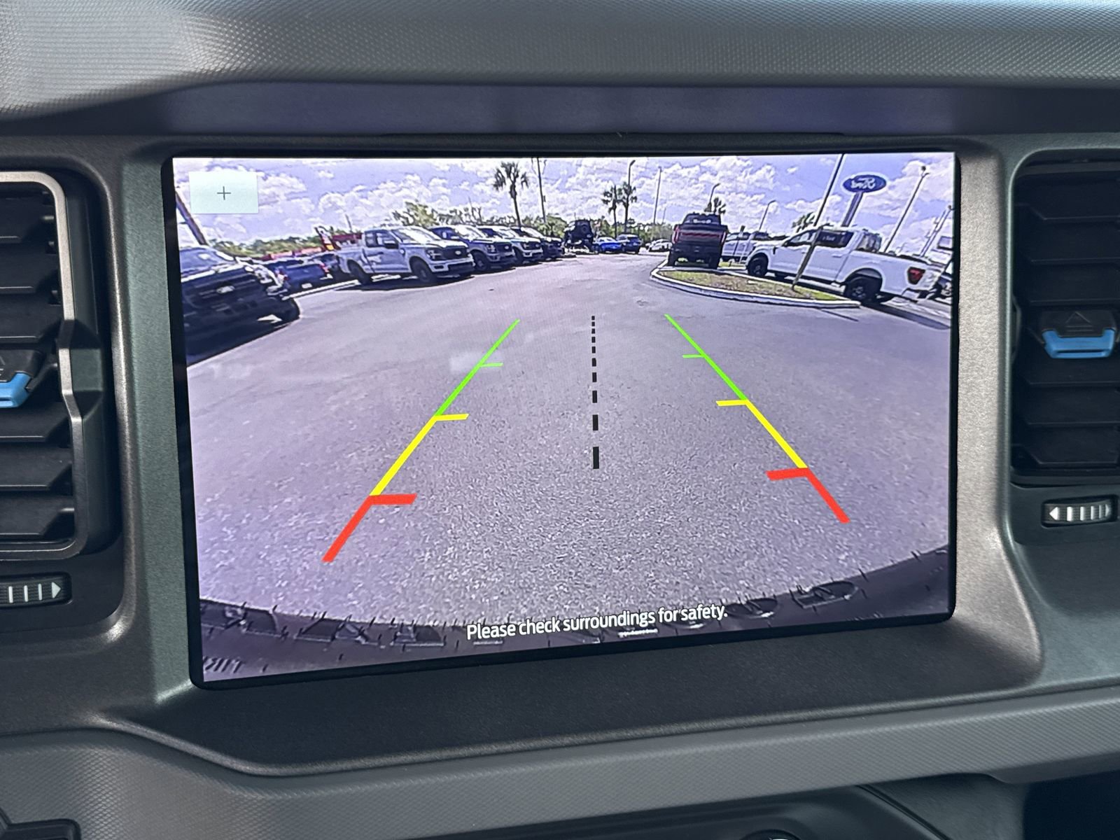 Certified 2024 Ford Bronco Black Diamond image 22