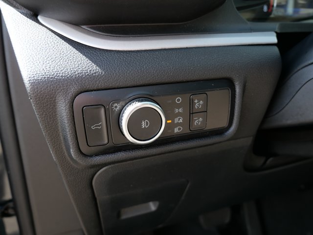 Certified 2024 Ford Explorer XLT w/ Equipment Group 202A AWD/4WD image 15