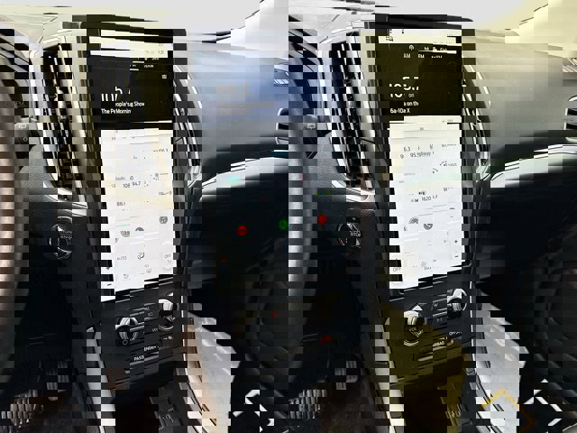 Certified 2022 Ford Edge SEL w/ Convenience Package image 9