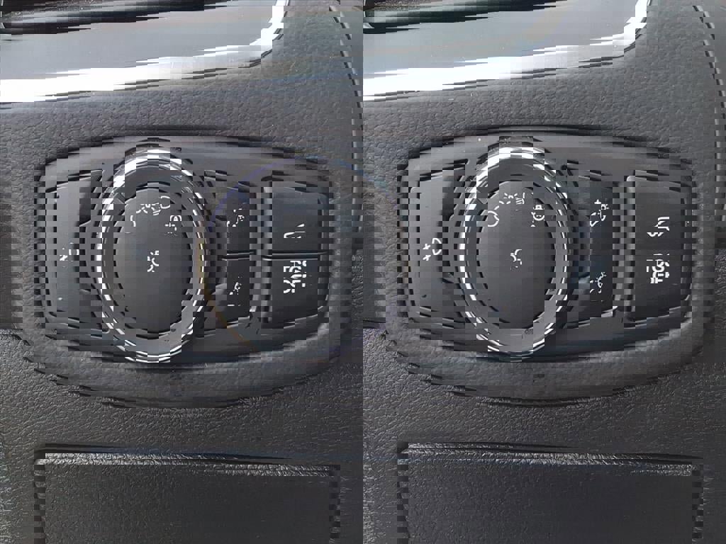 Certified 2024 Ford Edge Titanium image 15