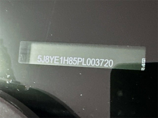 Used 2023 Acura MDX SH-AWD w/ Advance Package image 32