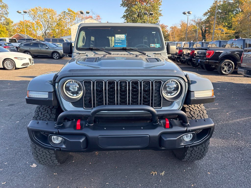 Used 2024 Jeep Wrangler Unlimited Rubicon AWD/4WD image 2