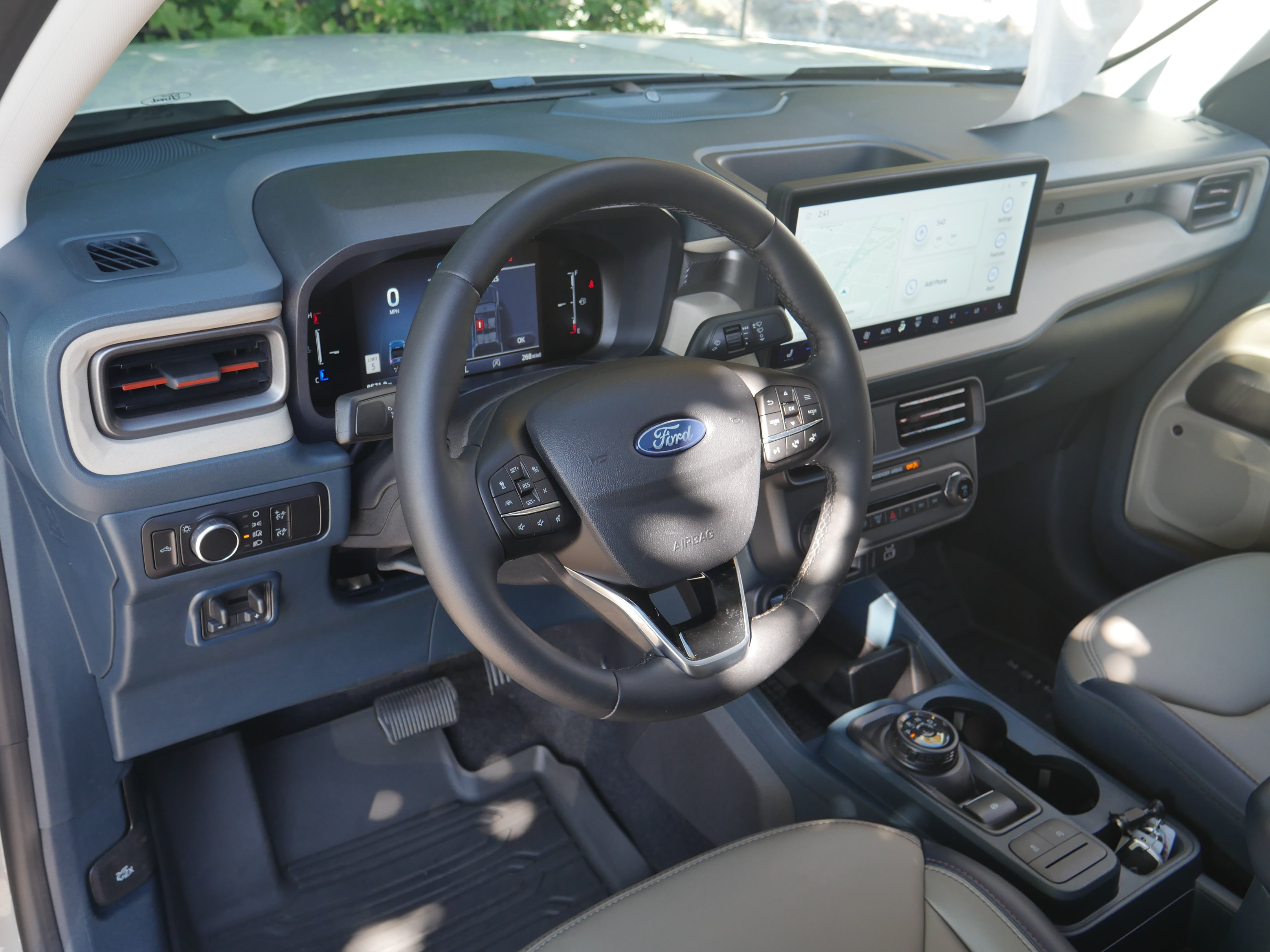 Certified 2025 Ford Maverick Lariat w/ 4K Tow Package AWD/4WD image 4