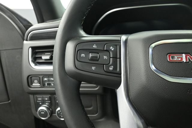 Used 2023 GMC Yukon XL SLT w/ SLT Premium Package AWD/4WD image 17