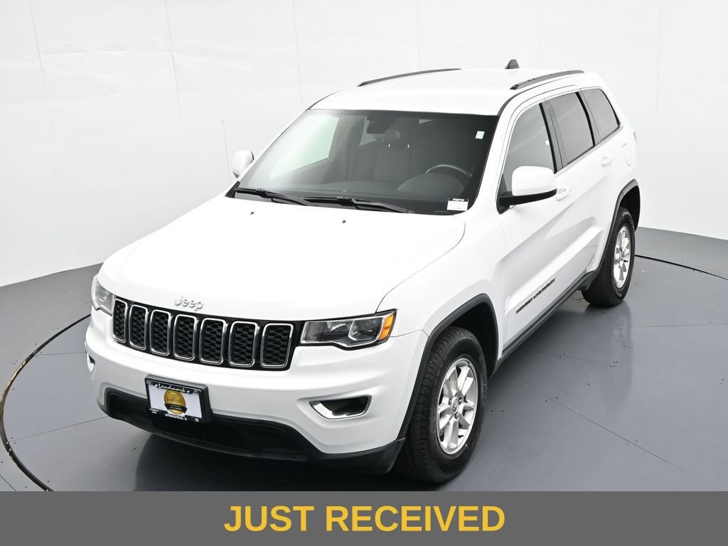 Used 2020 Jeep Grand Cherokee Laredo AWD/4WD image 21