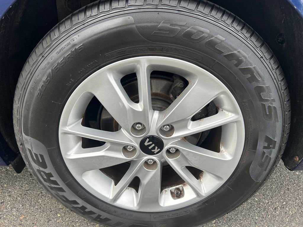 Used 2018 Kia Optima LX FWD image 14