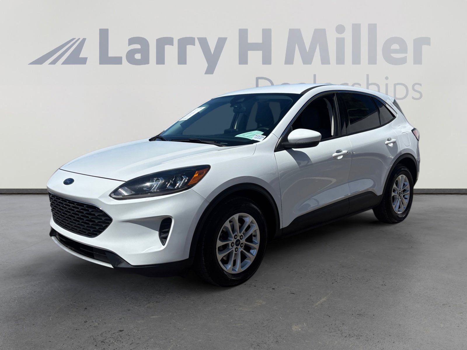 Certified 2021 Ford Escape SE image 1