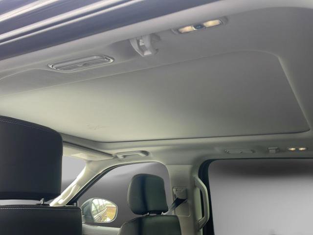 Certified 2025 Ford Expedition Max Platinum image 9