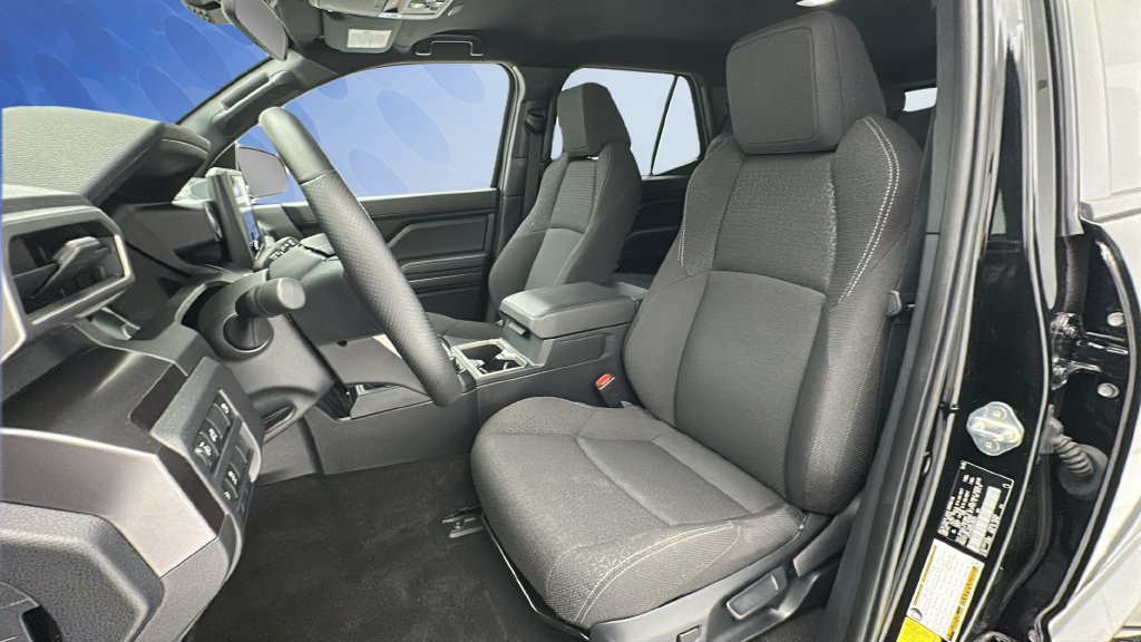 Used 2025 Toyota 4Runner SR5 AWD/4WD image 13