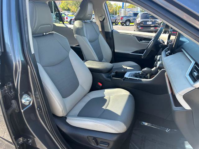 Used 2023 Toyota RAV4 Limited AWD/4WD image 34