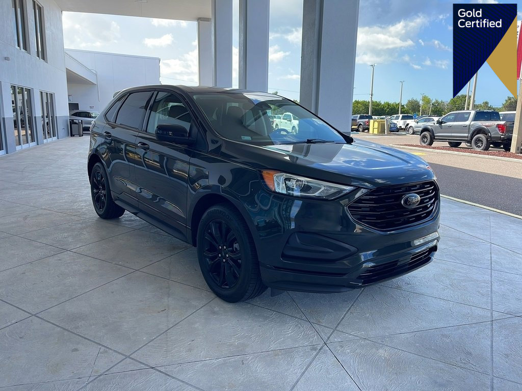 Certified 2024 Ford Edge SE w/ Black Appearance Package
