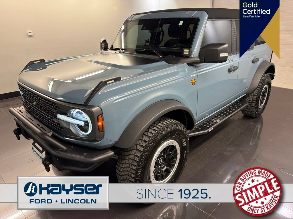 Certified 2023 Ford Bronco Badlands w/ Sasquatch Package AWD/4WD image 3