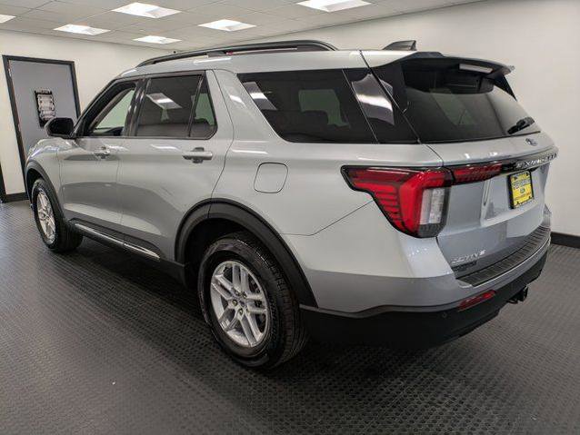 Certified 2025 Ford Explorer Active image 6