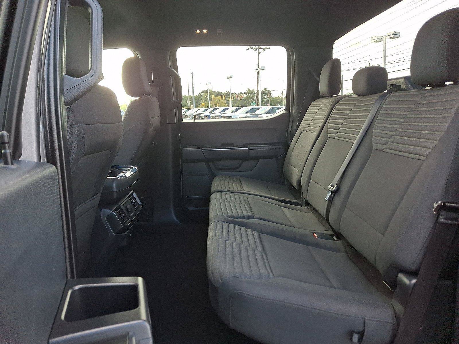 Certified 2022 Ford F150 XL w/ STX Appearance Package AWD/4WD image 10