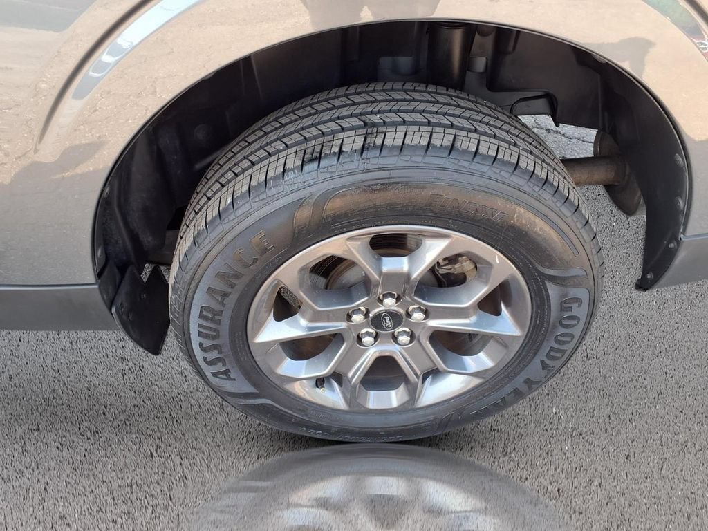 Certified 2022 Ford Maverick XLT w/ Equipment Group 300A Standard AWD/4WD image 32