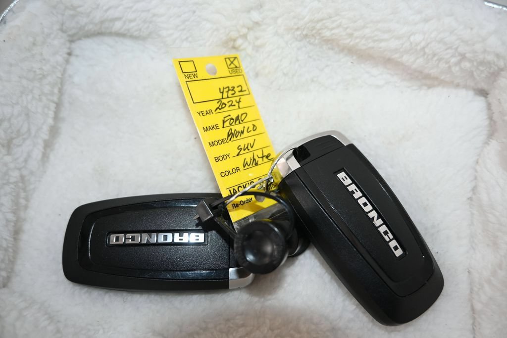 Certified 2024 Ford Bronco Outer Banks w/ Sasquatch Package AWD/4WD image 22