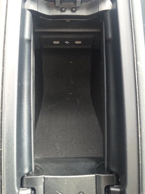 Used 2025 Mercedes-Benz CLA 250 4MATIC image 32