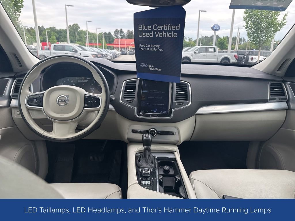 Used 2018 Volvo XC90 T6 Momentum w/ Convenience Package AWD/4WD image 16