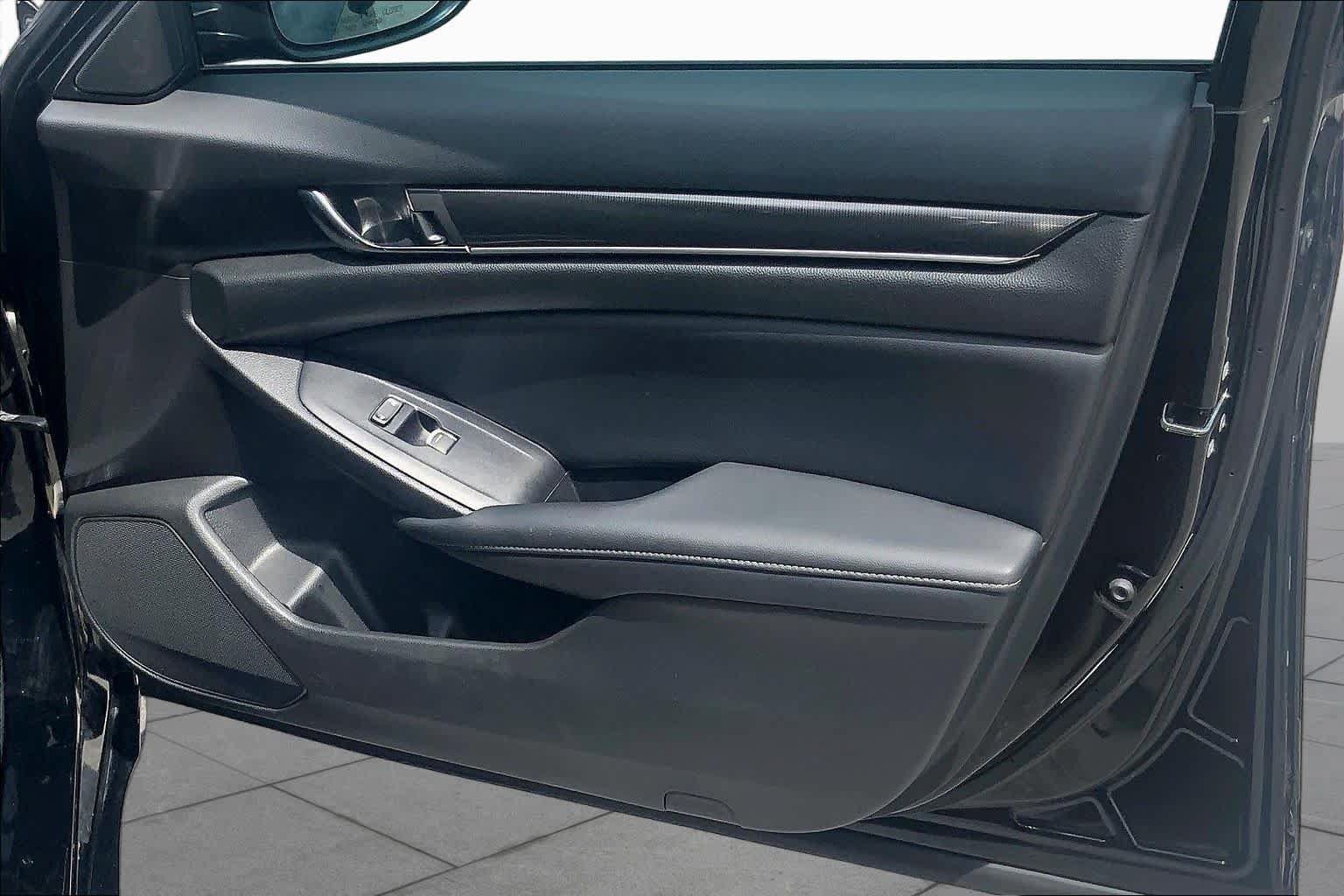 Used 2022 Honda Accord Sport image 23