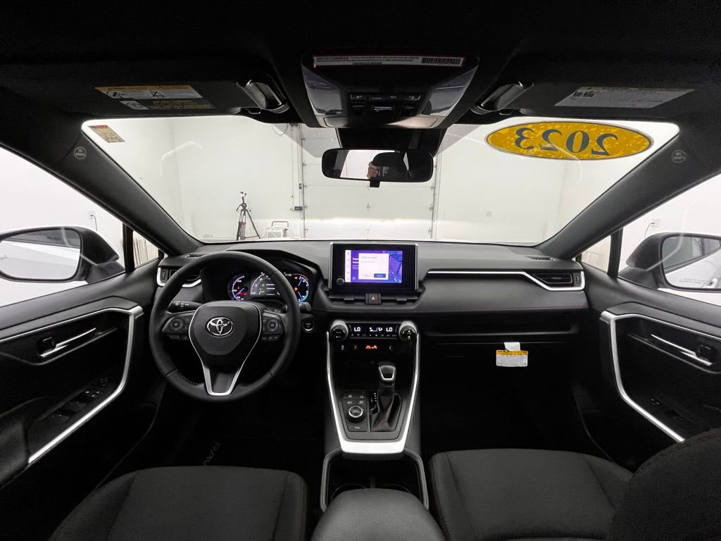 Used 2023 Toyota RAV4 SE w/ Weather & Moonroof Package AWD/4WD image 3