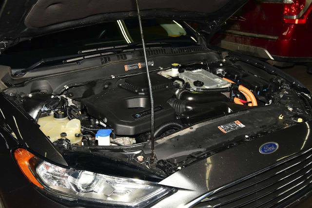 Certified 2020 Ford Fusion SE image 13