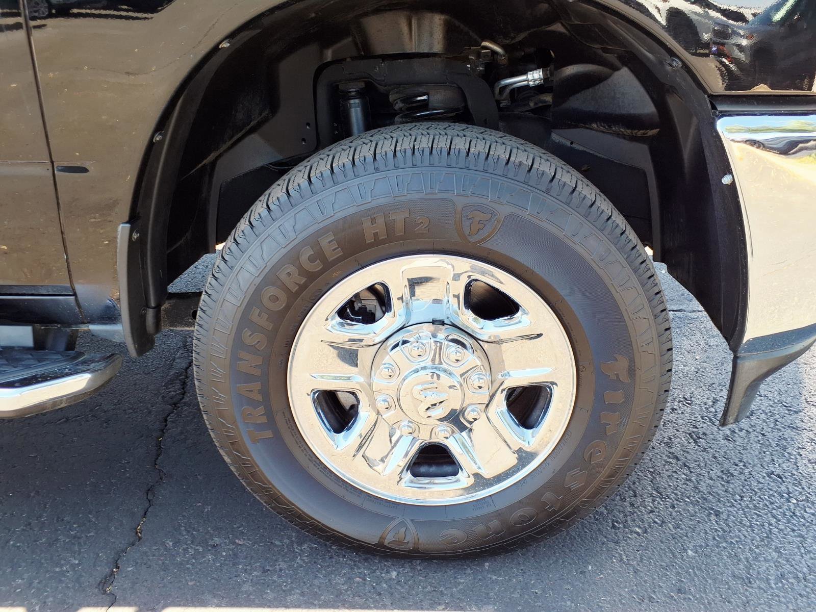 Used 2024 RAM 2500 Big Horn w/ Bed Utility Group image 9