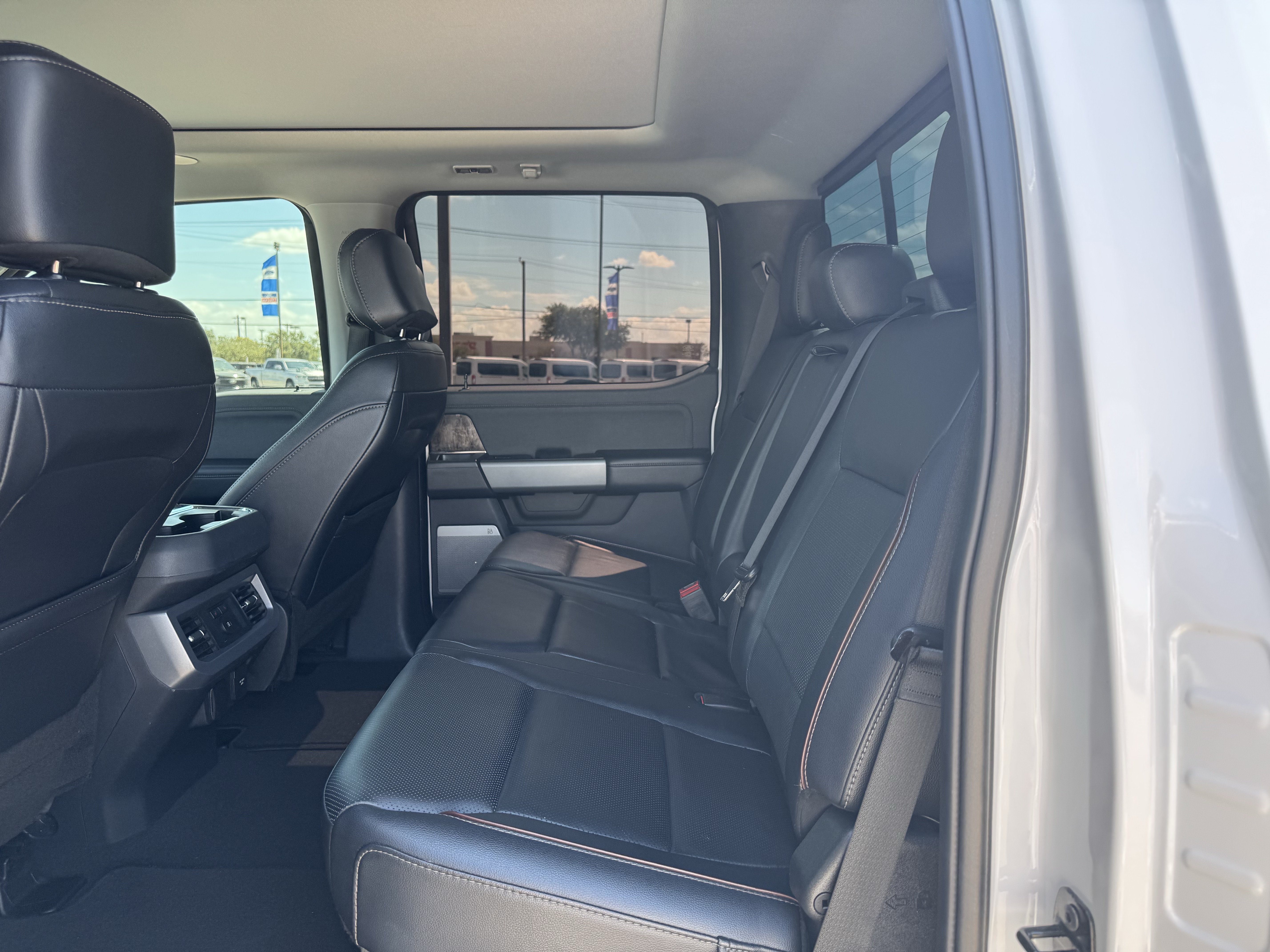 Certified 2024 Ford F250 Lariat w/ Lariat Ultimate Package AWD/4WD image 26