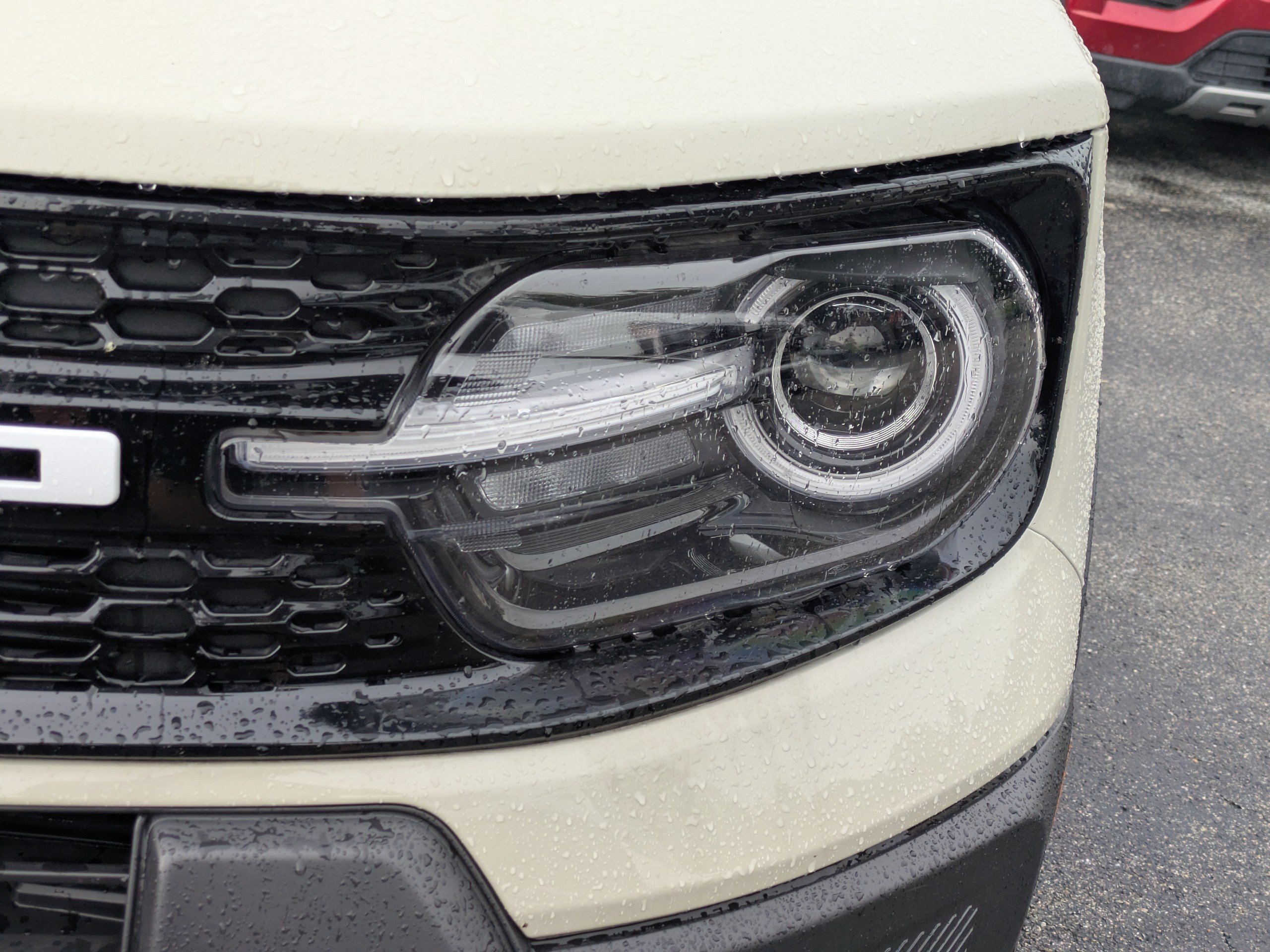 Certified 2025 Ford Bronco Sport Outer Banks w/ Outer Banks Tech Package+ AWD/4WD image 10