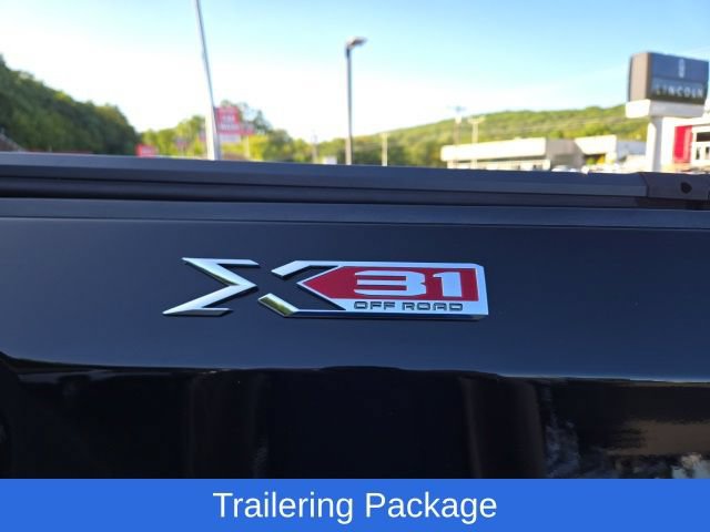 Used 2020 GMC Sierra 1500 SLT w/ SLT Premium Plus Package AWD/4WD image 12
