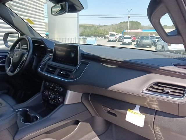 Used 2024 Chevrolet Tahoe Z71 w/ Luxury Package image 37