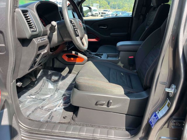 Used 2024 Nissan Frontier PRO-4X w/ Technology Package AWD/4WD image 28