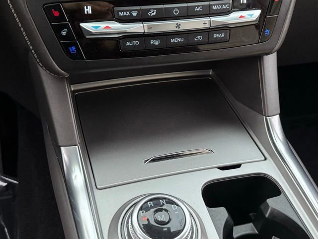 Certified 2020 Ford Explorer Platinum w/ Premium Technology Package AWD/4WD image 20