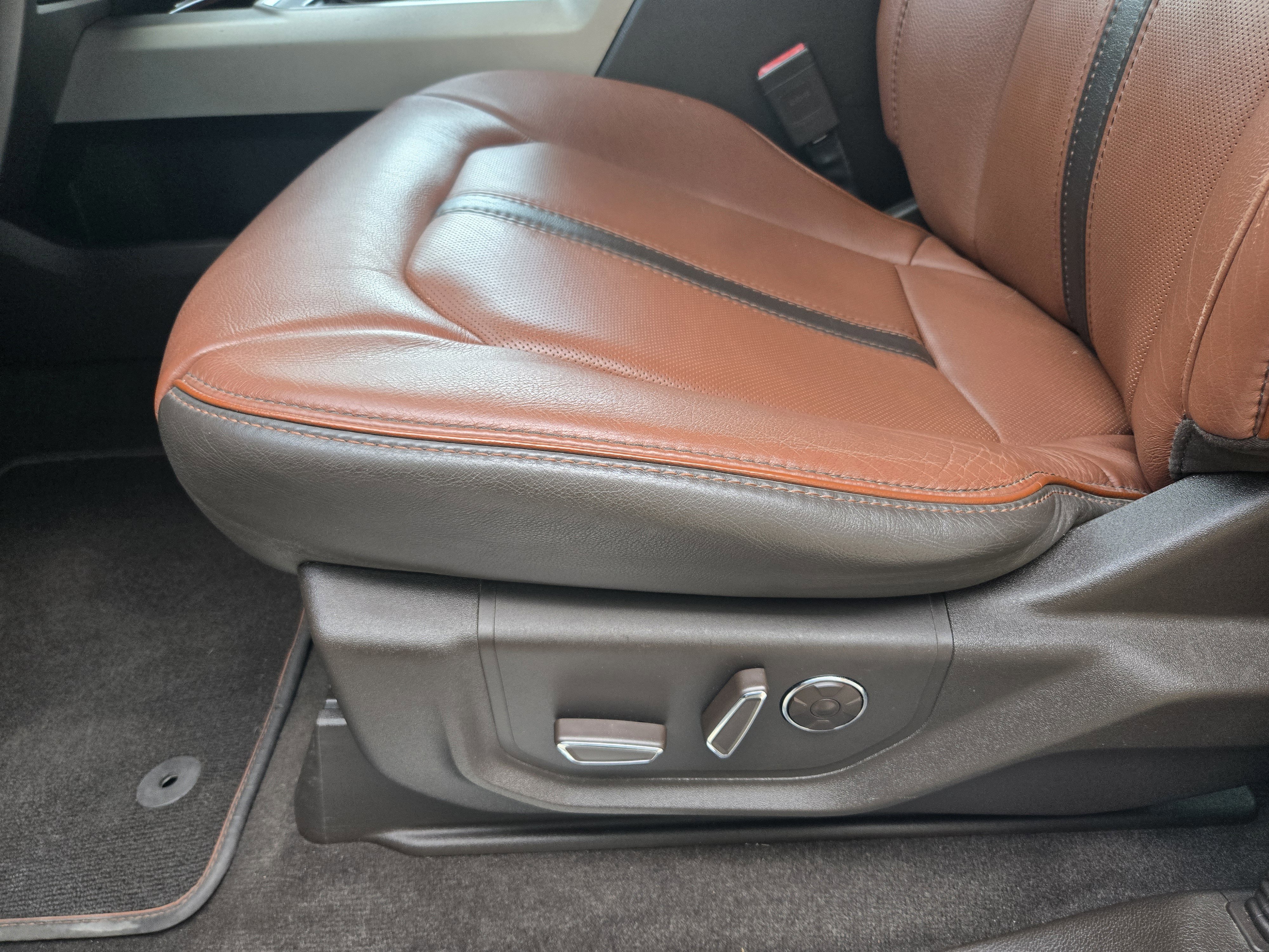 Certified 2020 Ford F150 King Ranch w/ Equipment Group 601A Luxury image 18