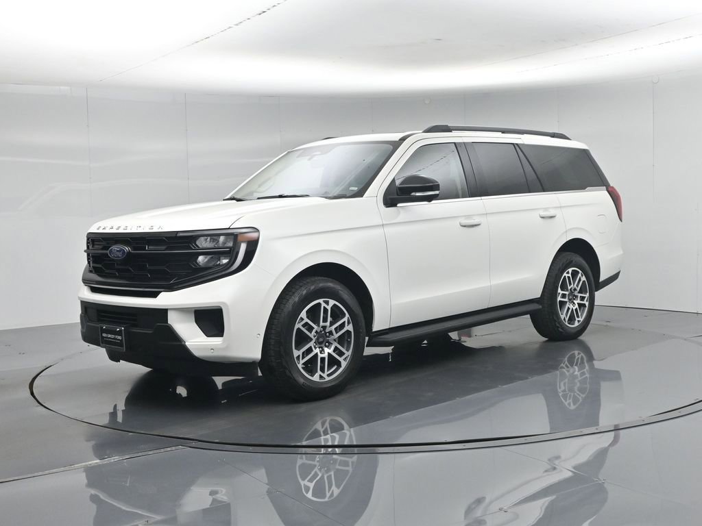 Certified 2025 Ford Expedition Active AWD/4WD image 37