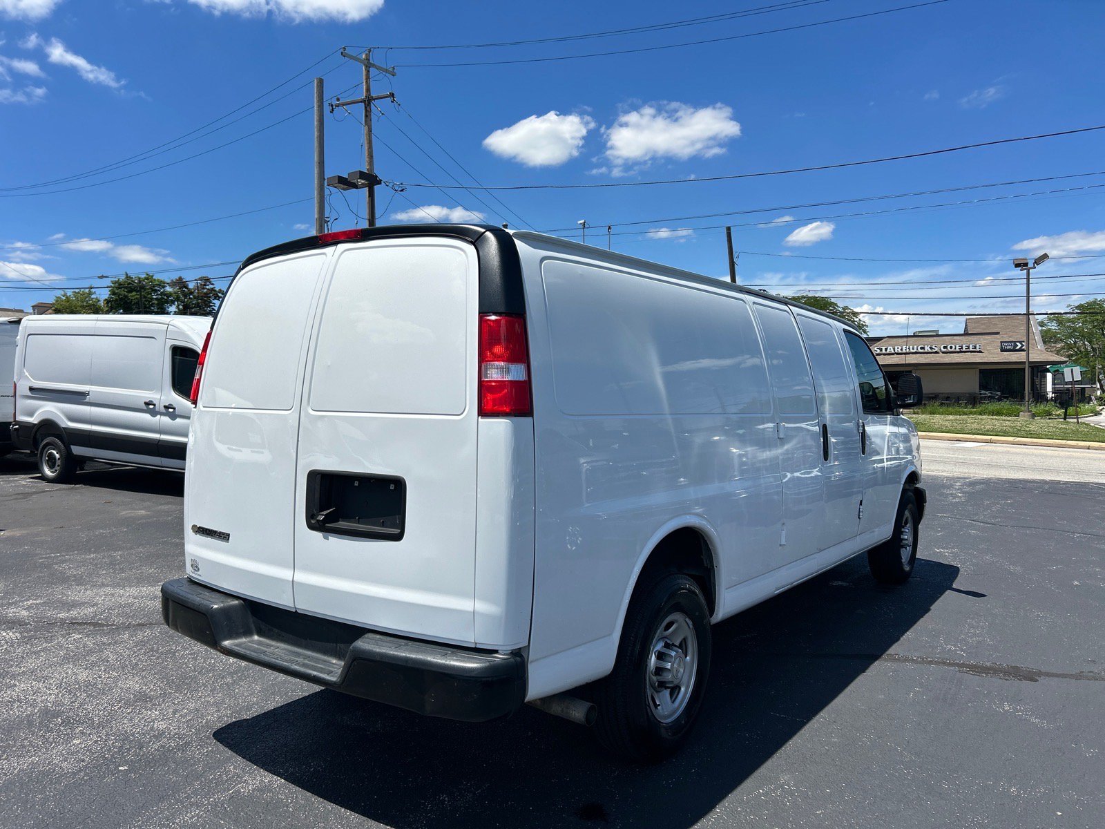 Used 2020 Chevrolet Express 3500 Extended RWD image 14