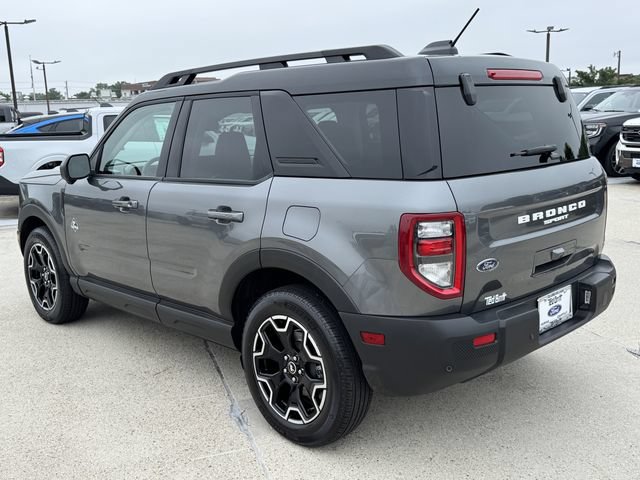 Certified 2025 Ford Bronco Sport Outer Banks w/ Outer Banks Tech Package+ AWD/4WD image 10