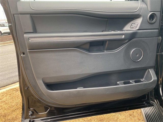 Certified 2024 Ford Expedition Max XLT image 19