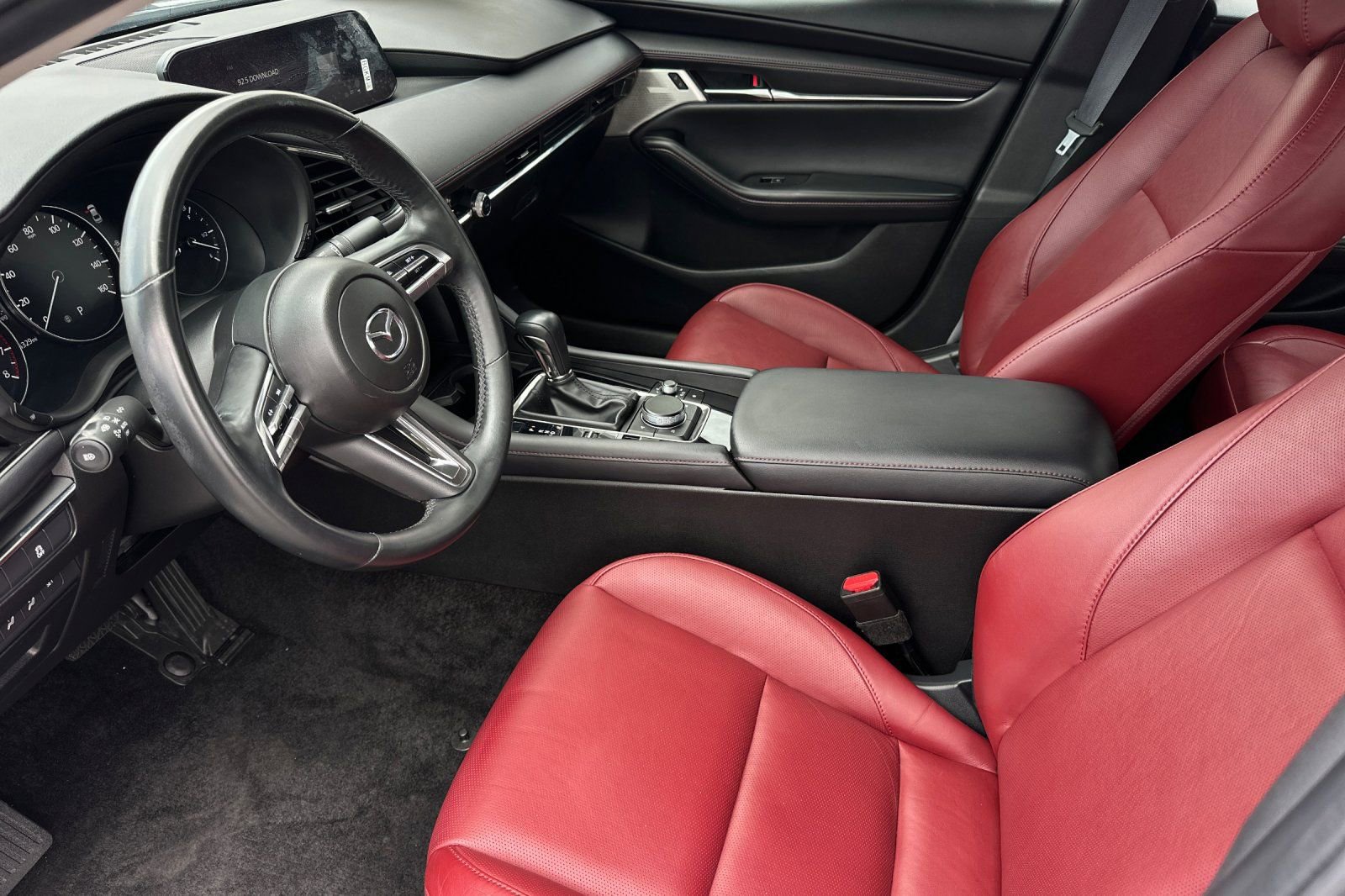 Used 2023 MAZDA MAZDA3 s FWD image 9