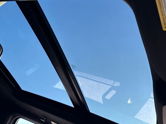 Certified 2023 Ford F150 Lariat w/ Equipment Group 502A High image 18